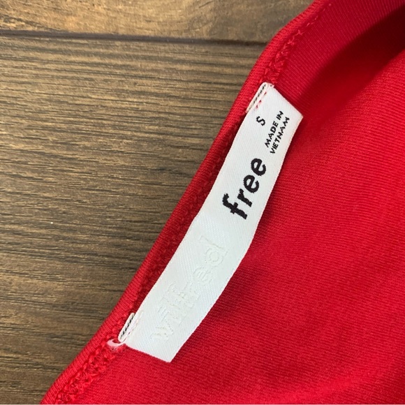 Red Bodysuit (Size Small). - Picture 4 of 4